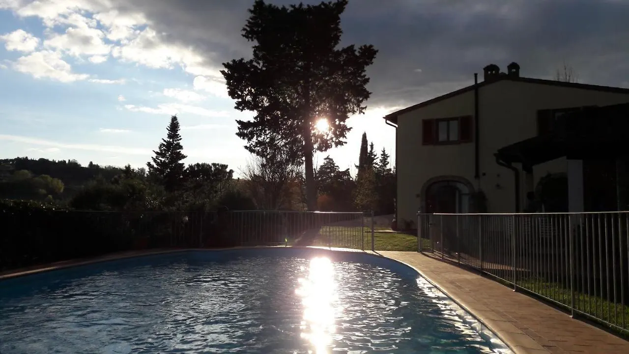 Apartment Agriturismo Il Pino - Appartamento Cipresso Gambassi Terme Italy